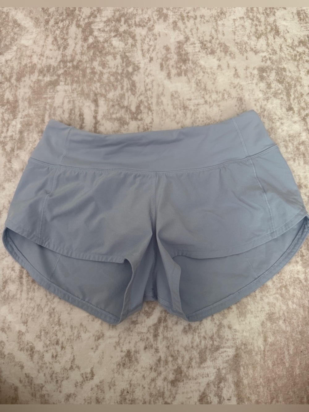 Lululemon Speed Up Shorts Low Rise 2.5” Size 2 Light Blue